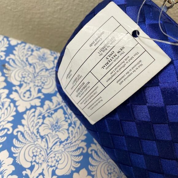 Urban Expressions Blue Woven Clutch Handbag with Gold Chain Strap - Picture 5 of 14